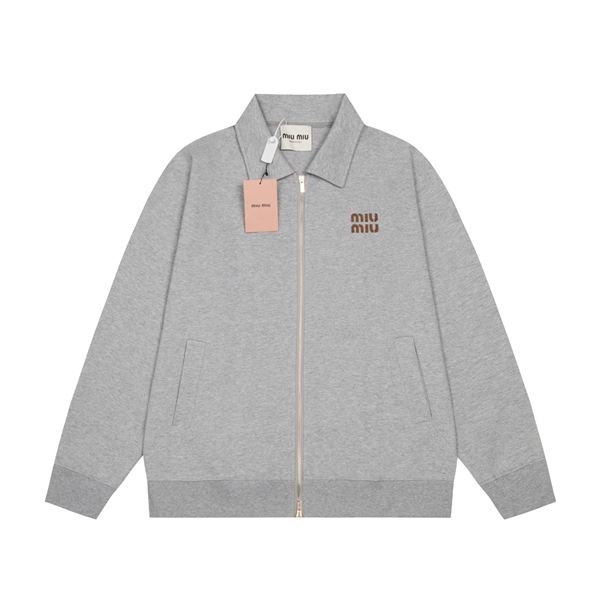 ブランドパーカー正面デザイン